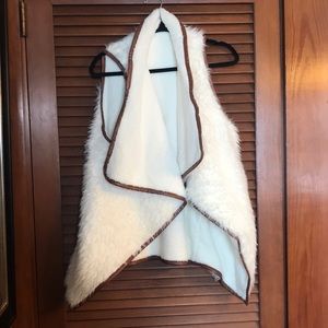 Simply Southern Women’s Reversible Furry Vest